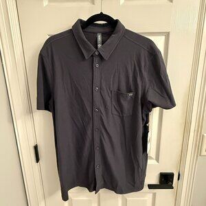 Vuori Ace Button Down SS Shirt (L)